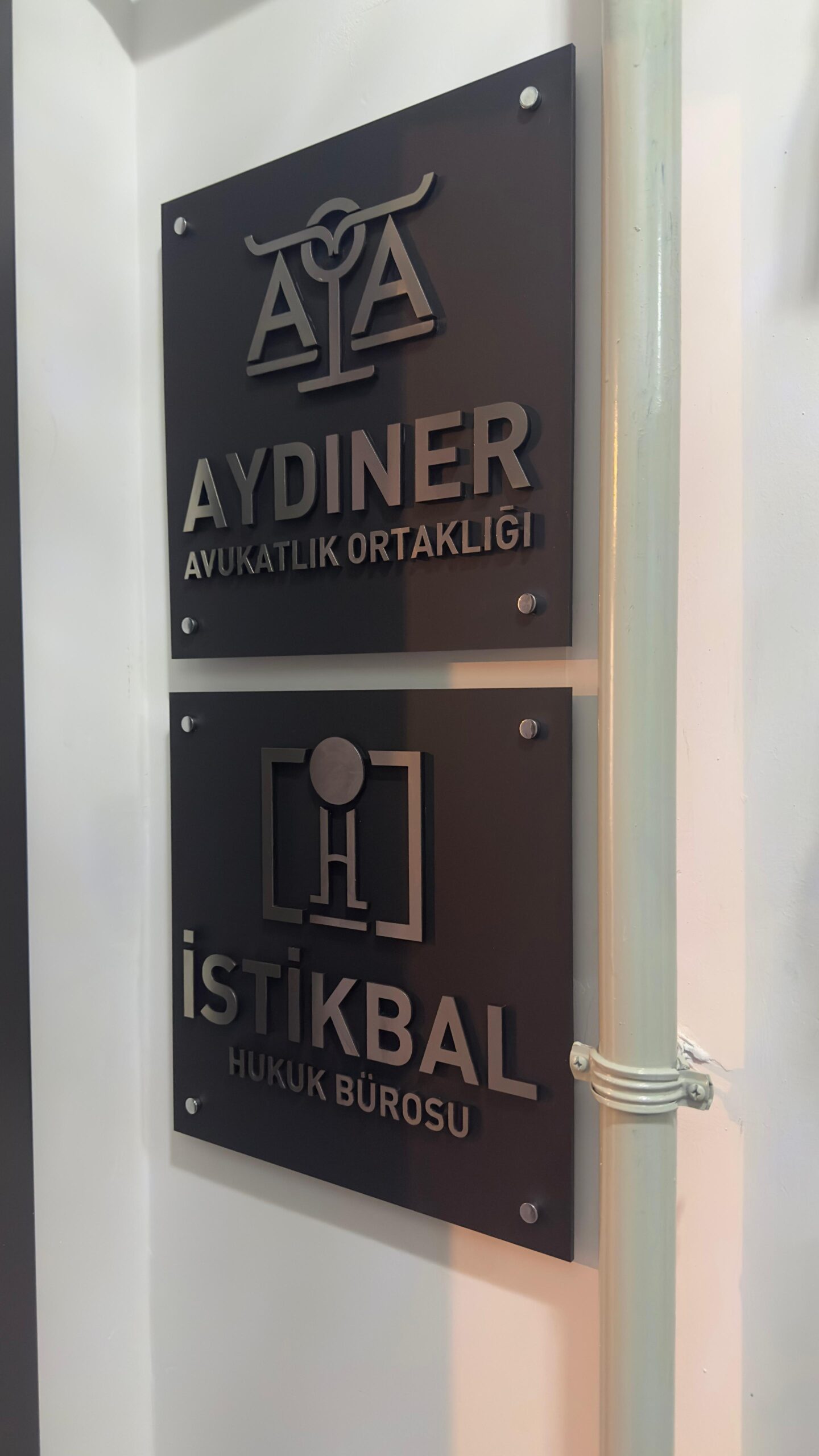 ikili ofis tabelası
