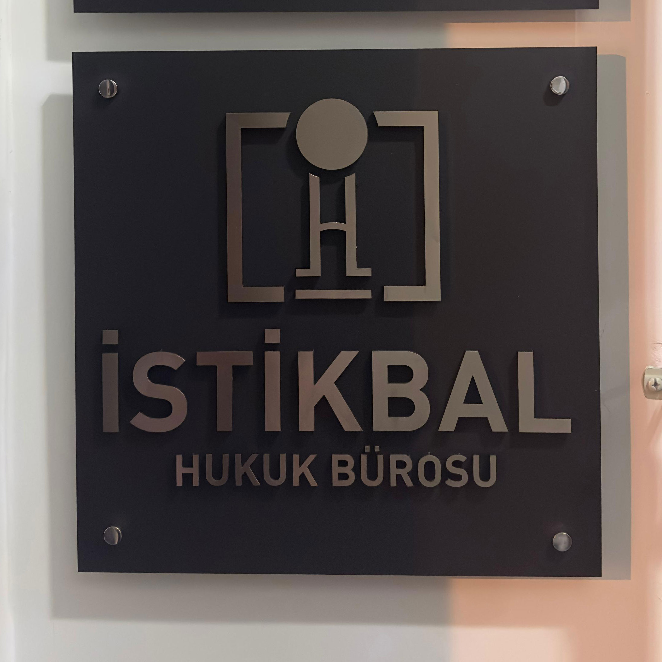 Hukuk Bürosu tabelası